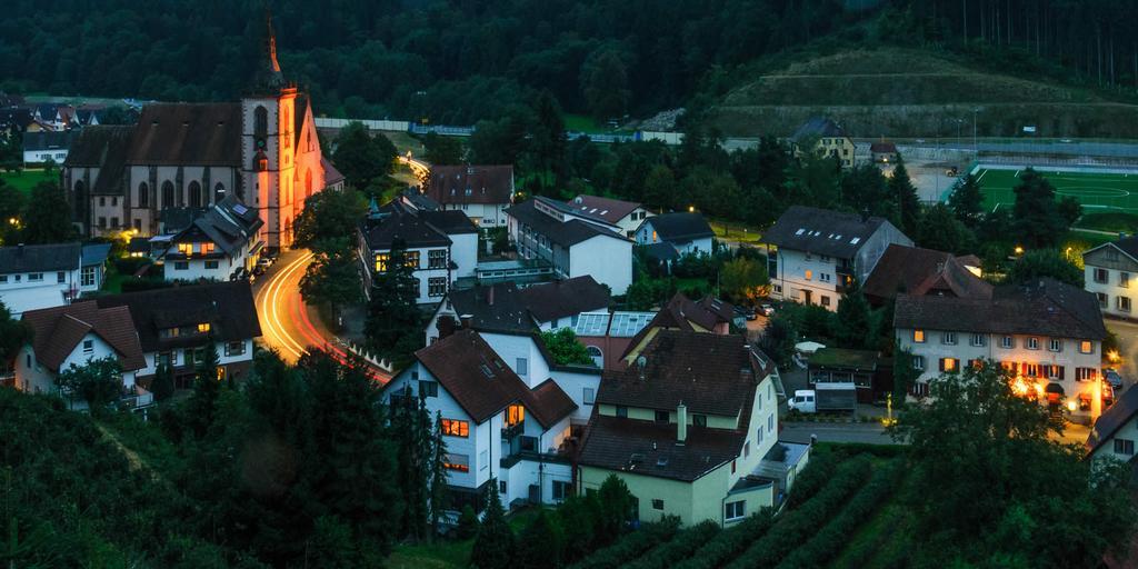 Gasthof Und Pension Zum Kreuz Lautenbach Esterno foto